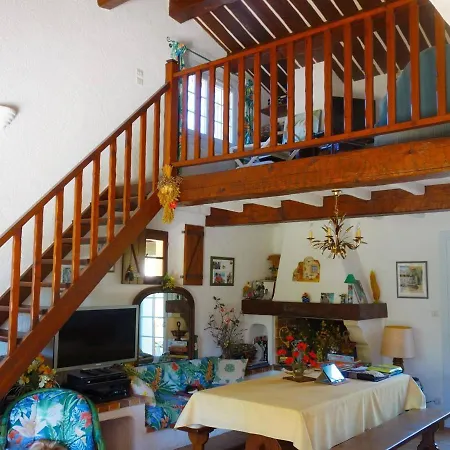 Hébergement de vacances Le Lavandou, 4 Pièces, 5 Personnes - Fr-1-308-94 Le Lavandou