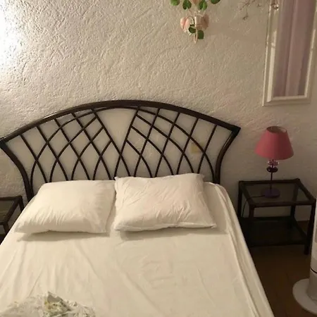 Le Lavandou, 4 Pièces, 5 Personnes - Fr-1-308-94 *